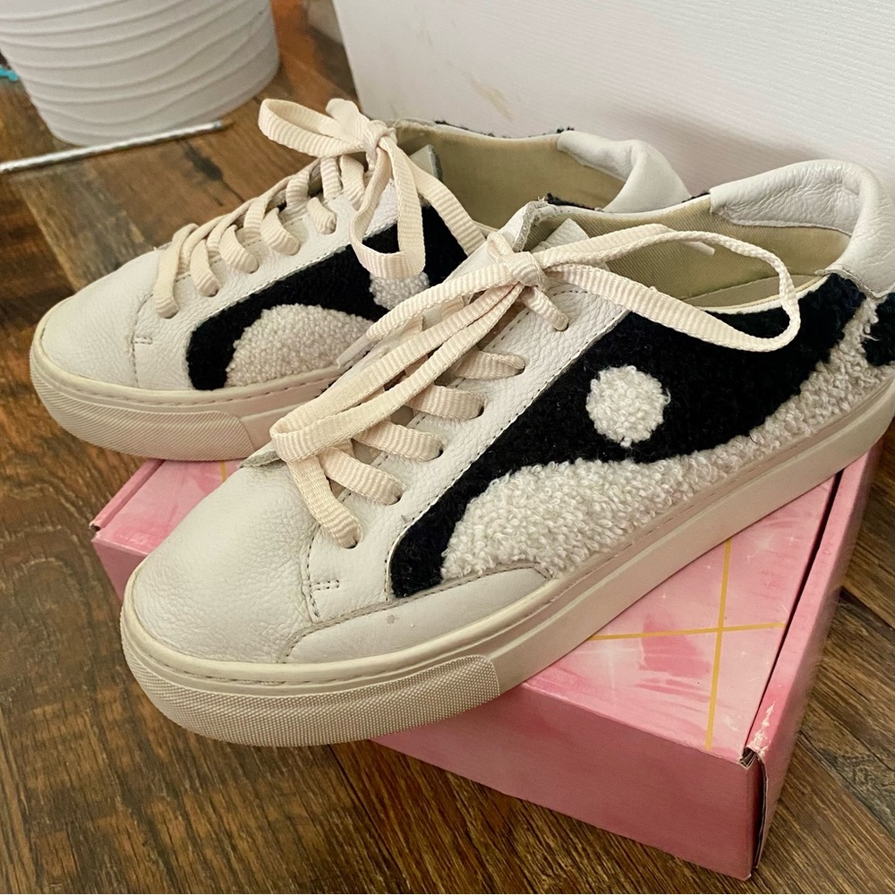 Soludos Black and White Sneakers with Textured Design